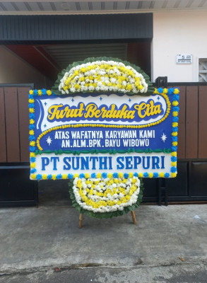Papan Bunga Duka di Jati Mudik